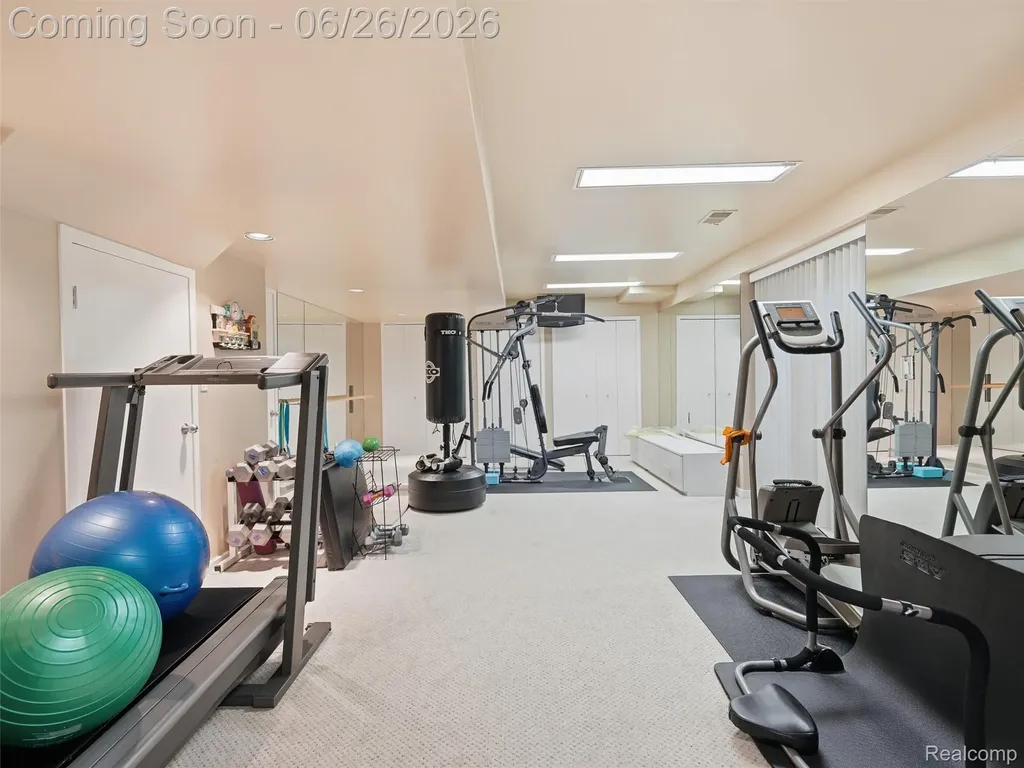 4751 Rolling Ridge Road West Bloomfield Charter Township MI 48323