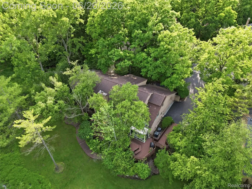 4751 Rolling Ridge Road West Bloomfield Charter Township MI 48323