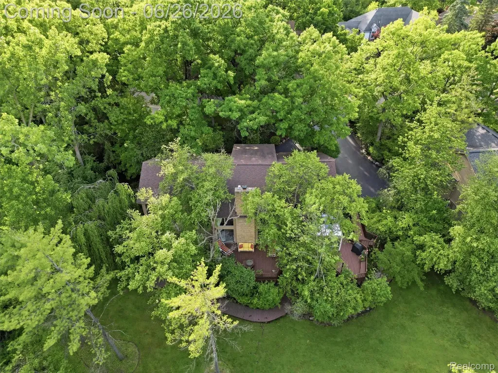 4751 Rolling Ridge Road West Bloomfield Charter Township MI 48323
