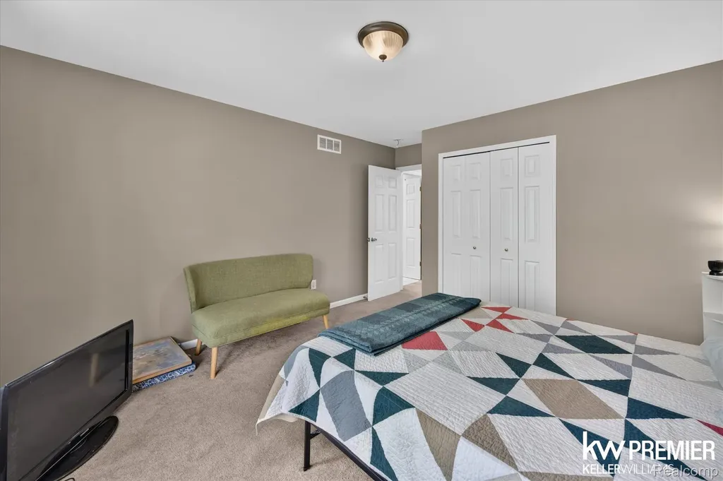 551 Indian Oaks Drive Howell City MI 48843