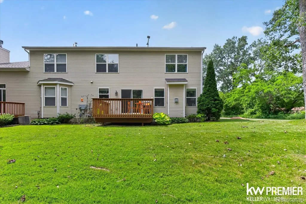 551 Indian Oaks Drive Howell City MI 48843
