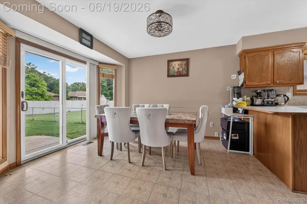 46362 Springhill Drive Shelby Charter Township MI 48317