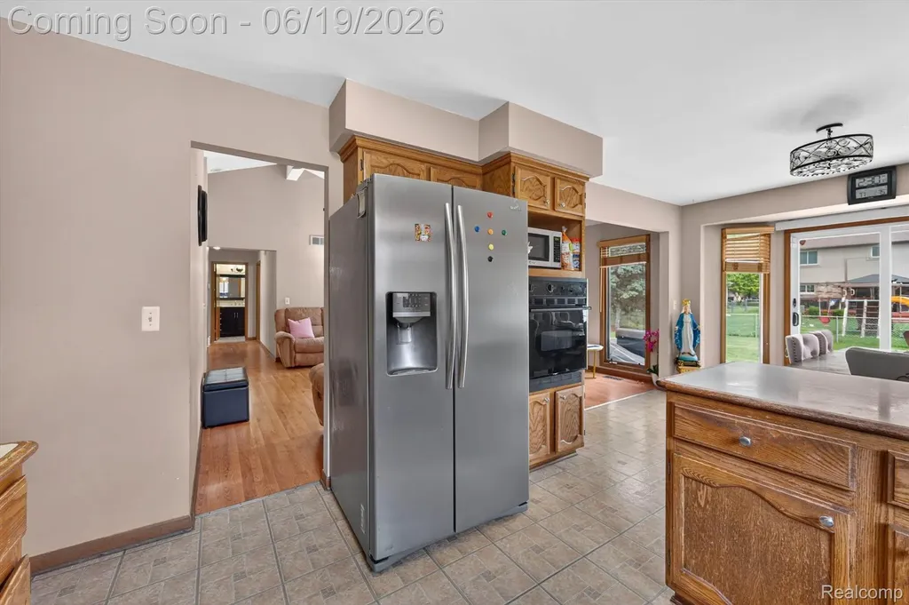 46362 Springhill Drive Shelby Charter Township MI 48317