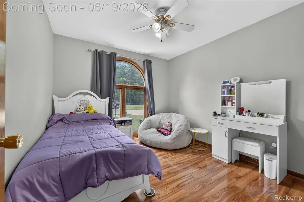 46362 Springhill Drive Shelby Charter Township MI 48317