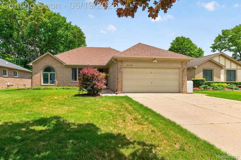 46362 Springhill Drive Shelby Charter Township MI 48317