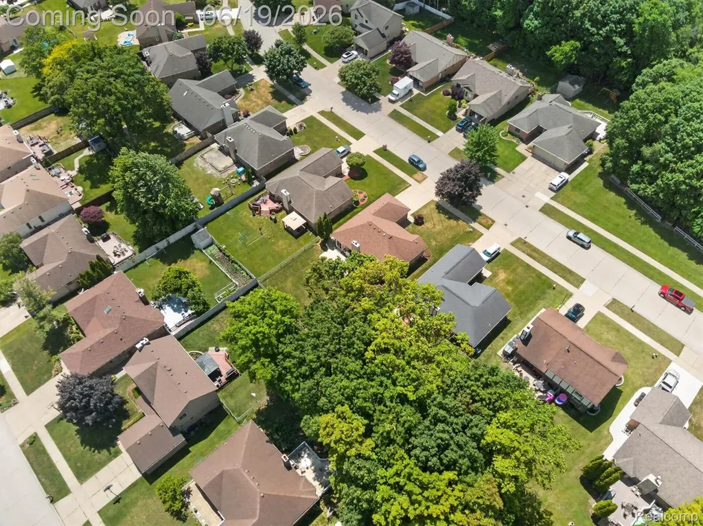 46362 Springhill Drive Shelby Charter Township MI 48317