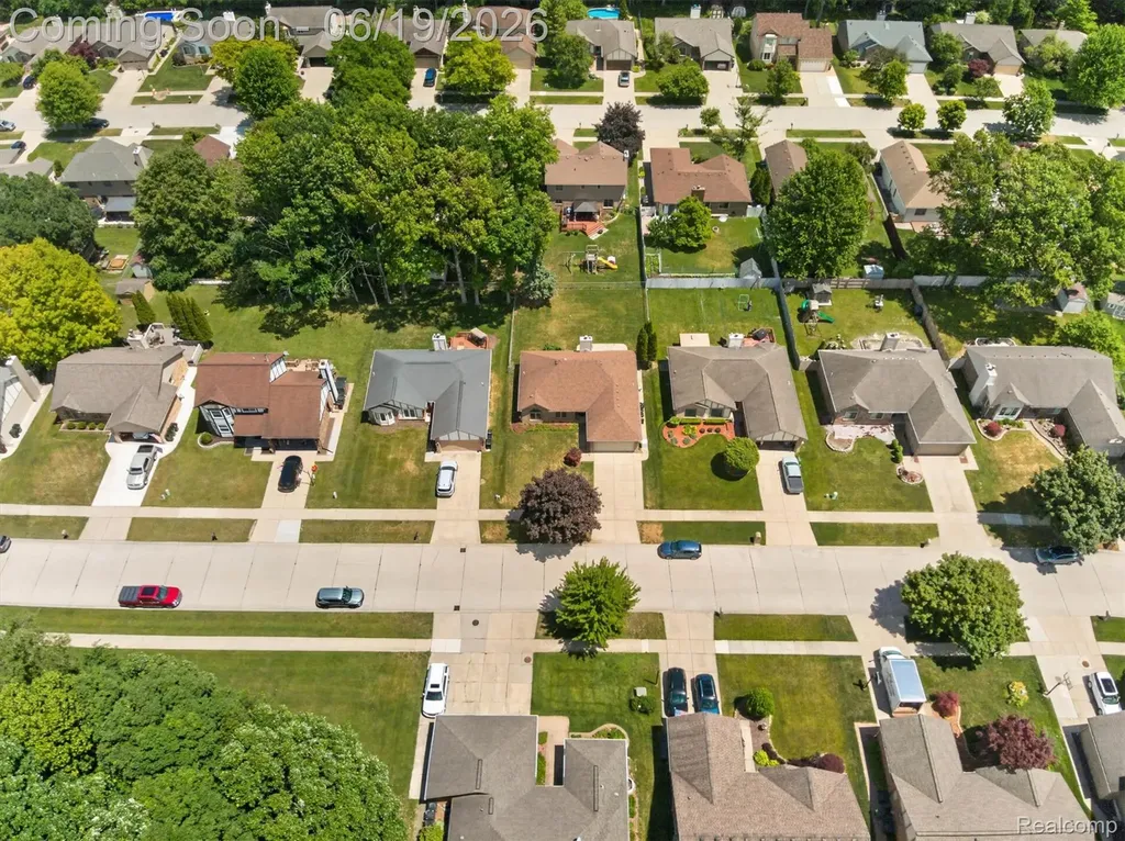 46362 Springhill Drive Shelby Charter Township MI 48317