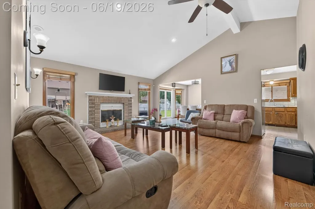 46362 Springhill Drive Shelby Charter Township MI 48317