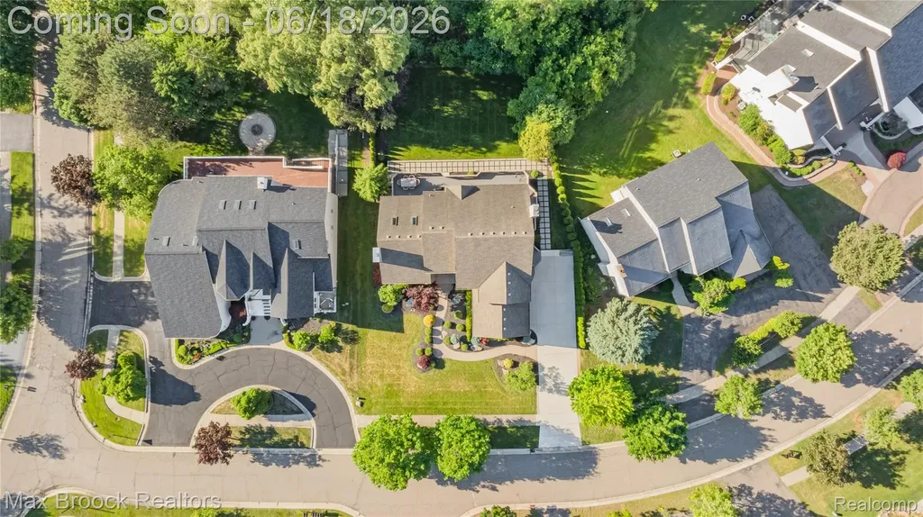 7102 Alta Vista Drive West Bloomfield Charter Township MI 48322