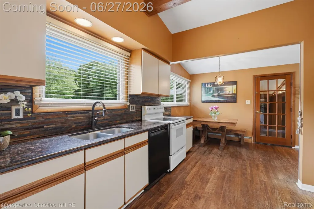 1318 S Williams Lake Road White Lake Charter Township MI 48386
