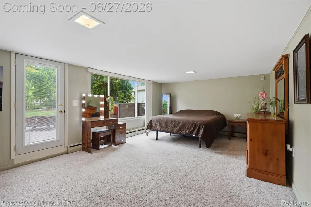 1318 S Williams Lake Road White Lake Charter Township MI 48386