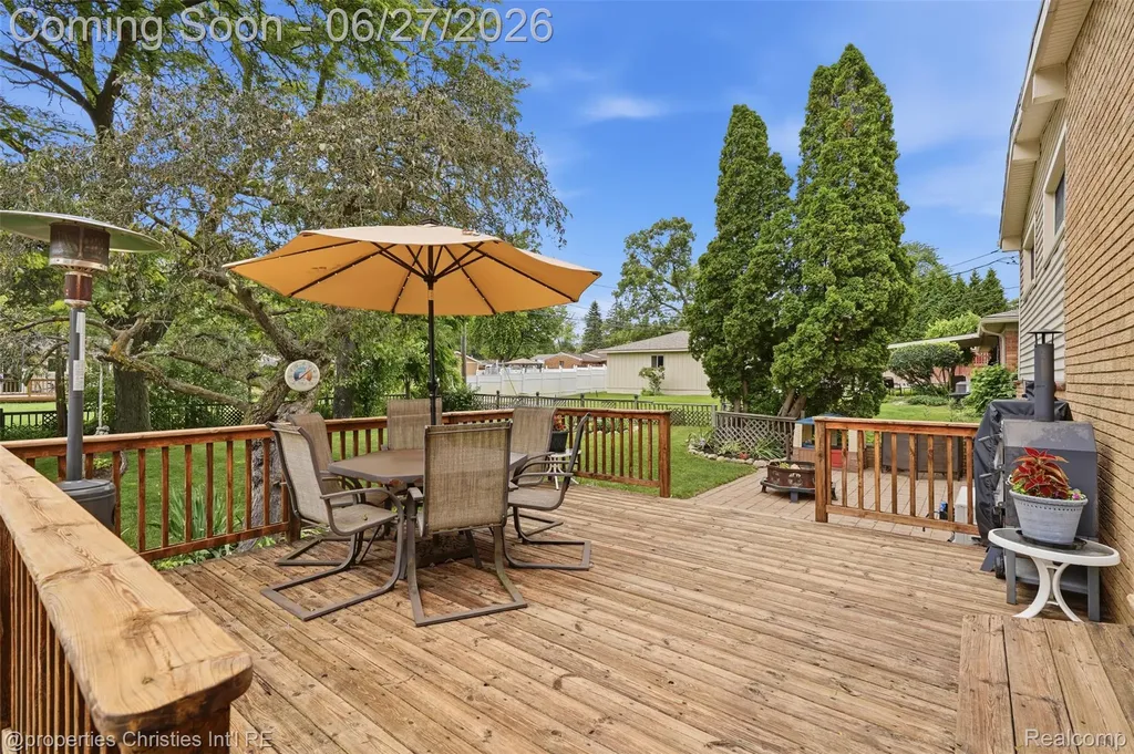 1318 S Williams Lake Road White Lake Charter Township MI 48386
