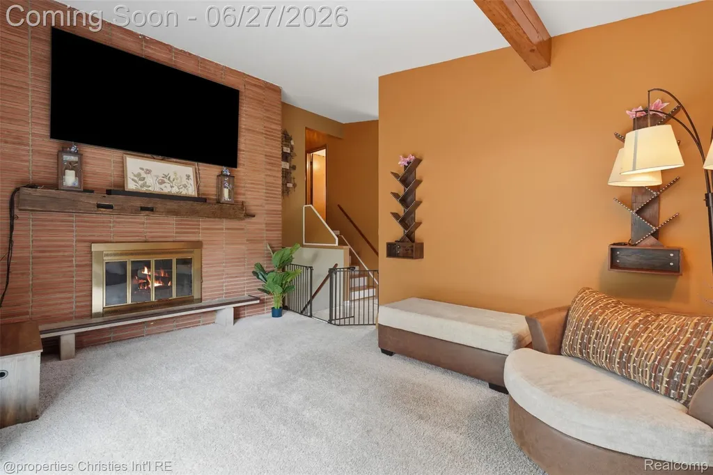 1318 S Williams Lake Road White Lake Charter Township MI 48386