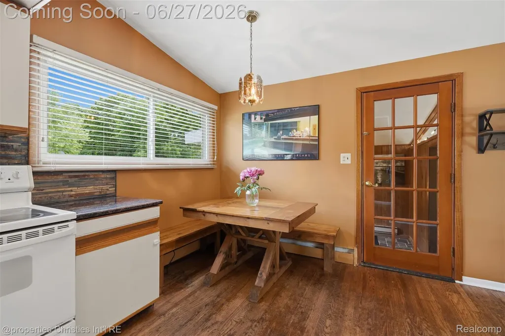 1318 S Williams Lake Road White Lake Charter Township MI 48386
