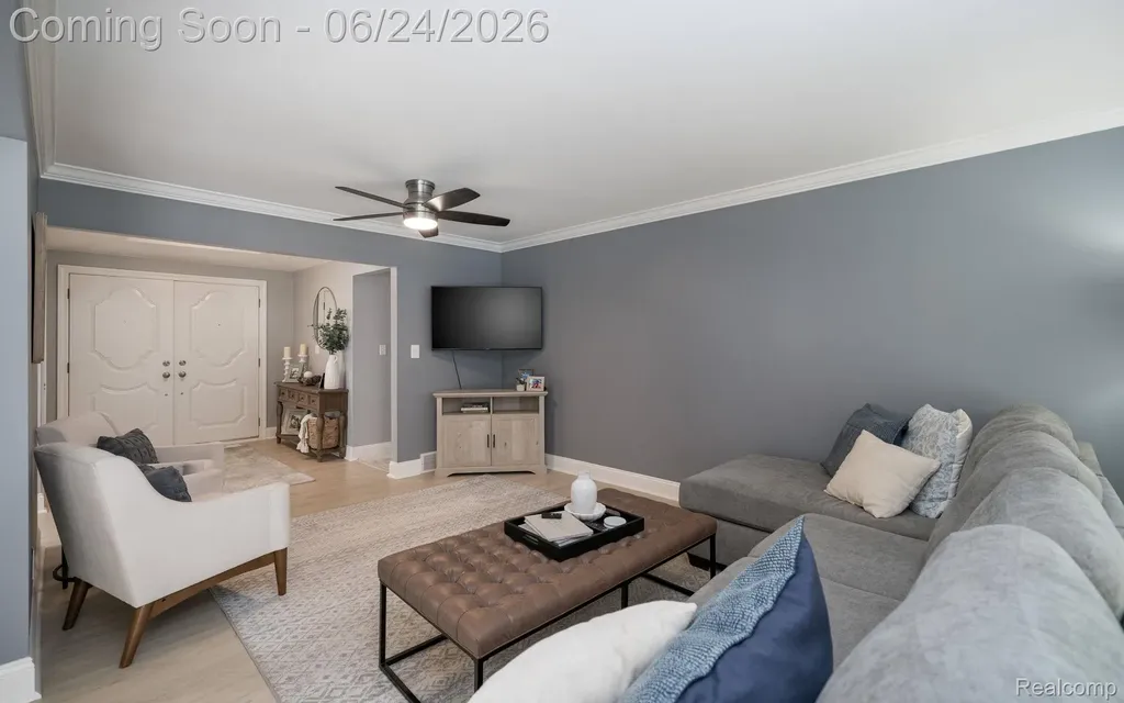 36343 Dardanella Street Livonia City MI 48152