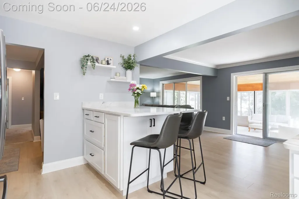 36343 Dardanella Street Livonia City MI 48152