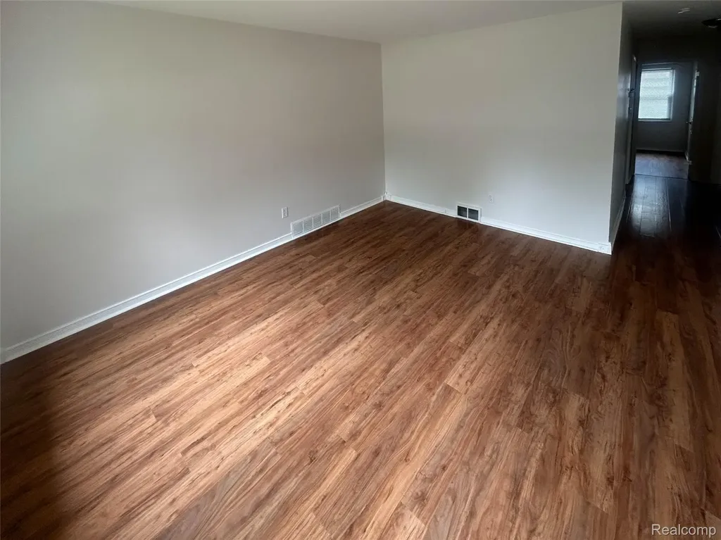 26202 Southwestern Highway Redford Charter Township MI 48239