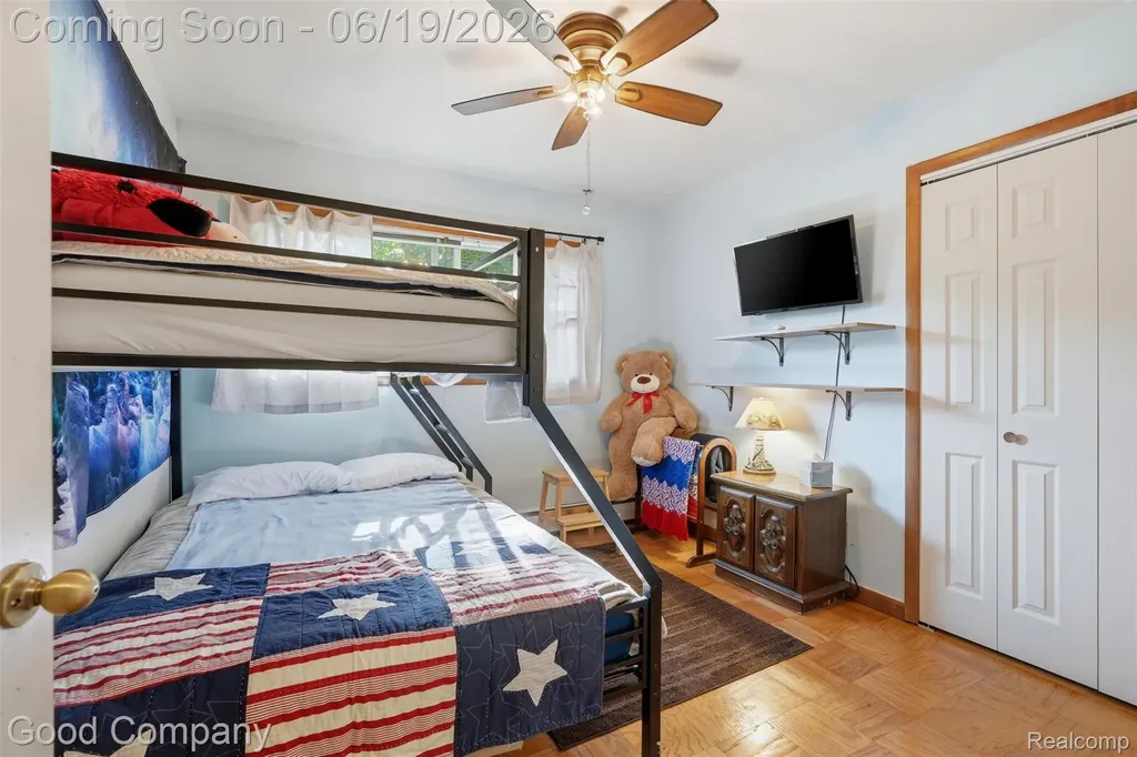 3615 Hazelton Avenue Rochester Hills City MI 48307