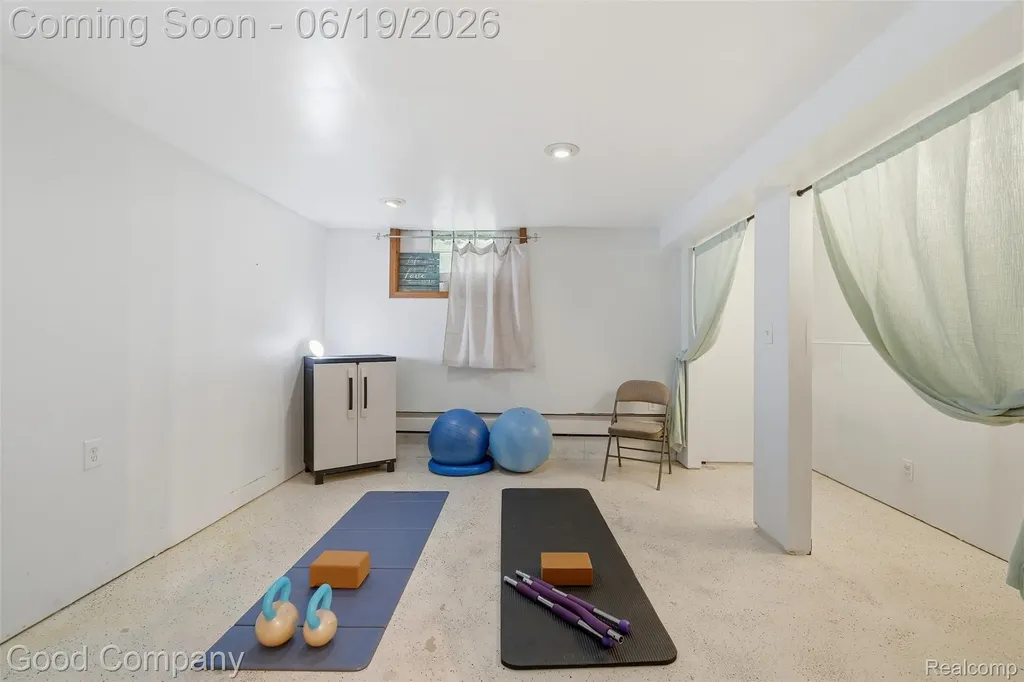 3615 Hazelton Avenue Rochester Hills City MI 48307