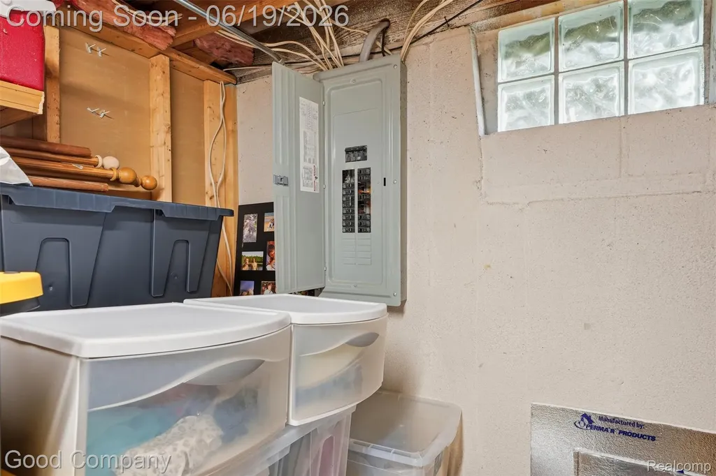 3615 Hazelton Avenue Rochester Hills City MI 48307