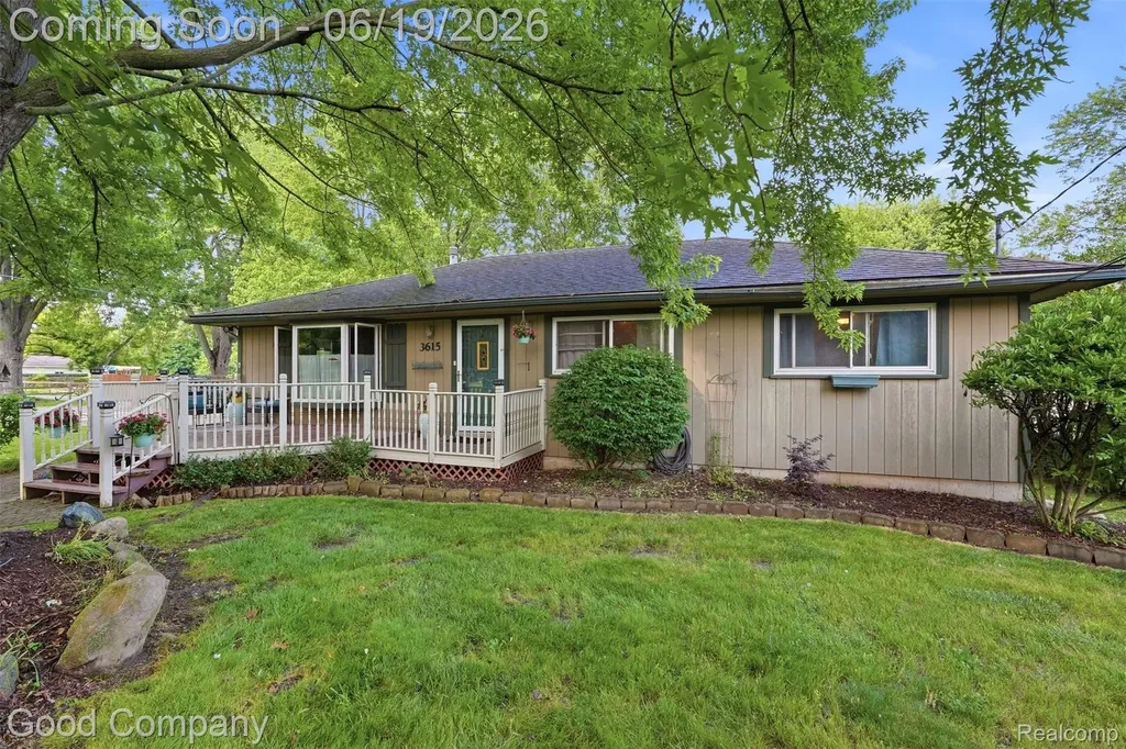 3615 Hazelton Avenue Rochester Hills City MI 48307