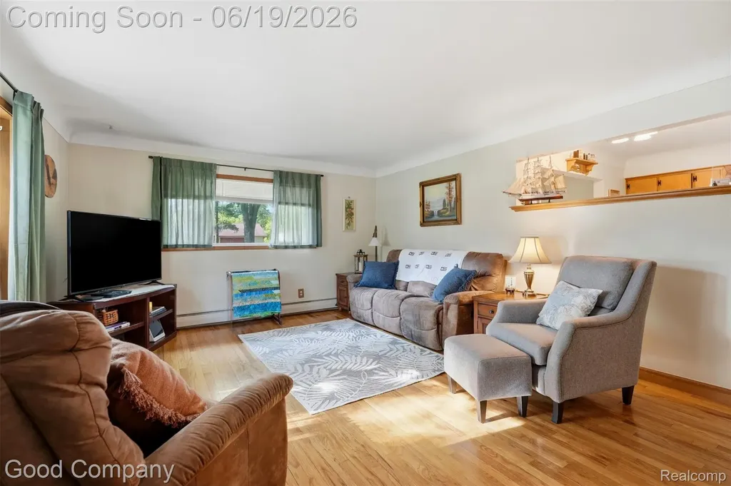 3615 Hazelton Avenue Rochester Hills City MI 48307