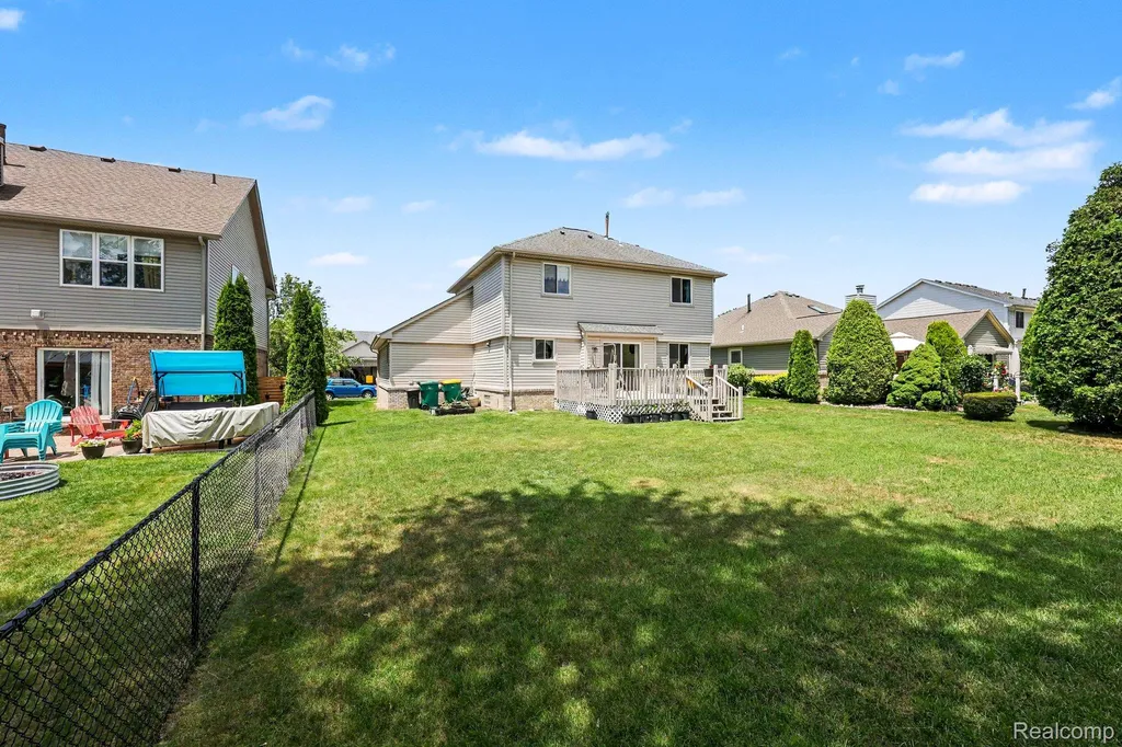 24535 Jason Drive Brownstown Charter Township MI 48134