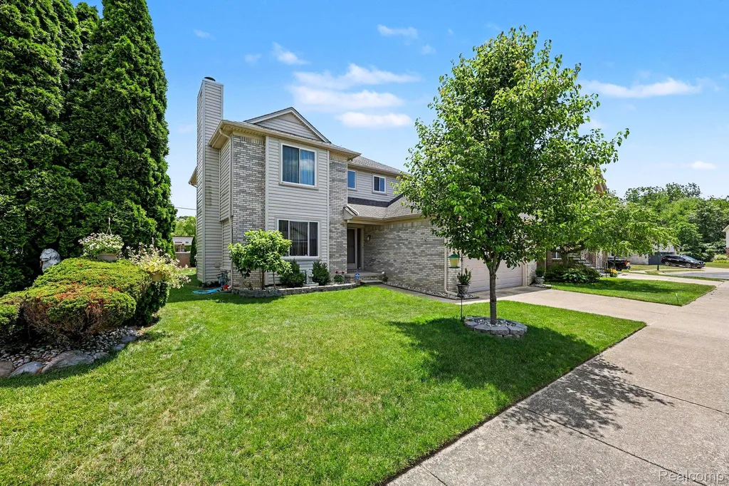 24535 Jason Drive Brownstown Charter Township MI 48134