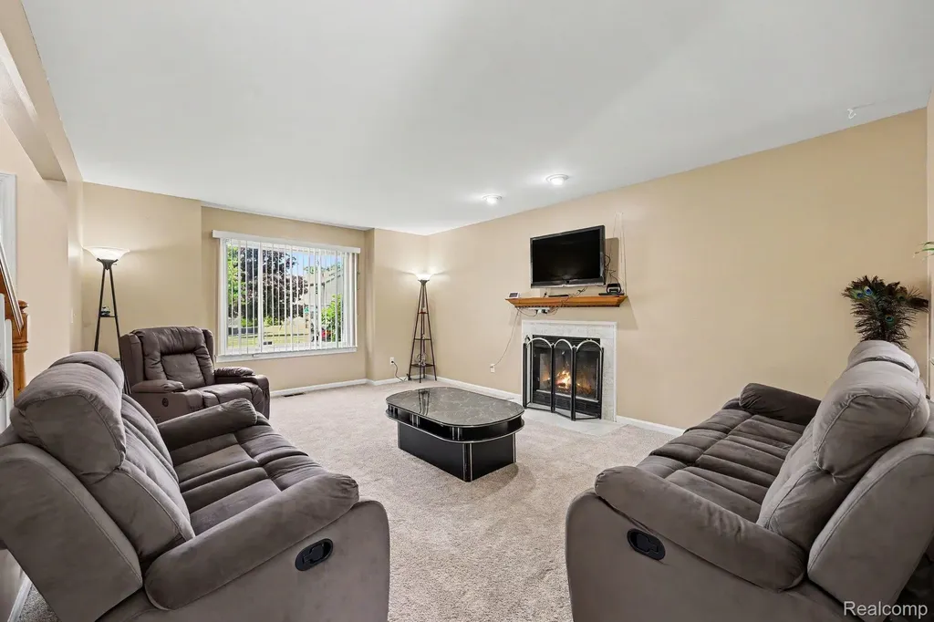 24535 Jason Drive Brownstown Charter Township MI 48134