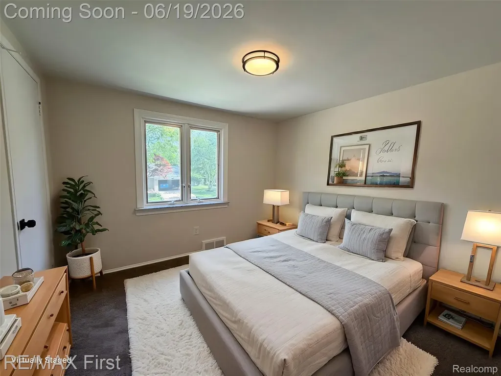 23736 Kim Drive Clinton Charter Township MI 48035