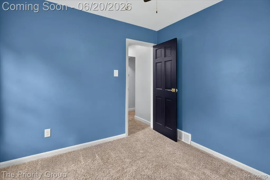 26791 Normandy Street Roseville City MI 48066
