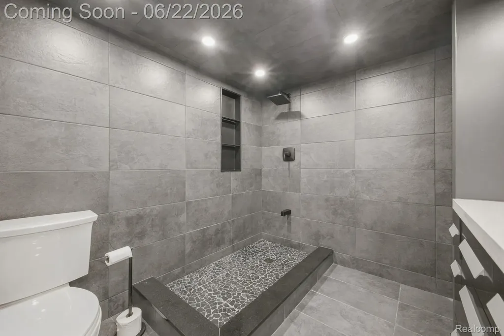 24824 Princeton Street Dearborn City MI 48124