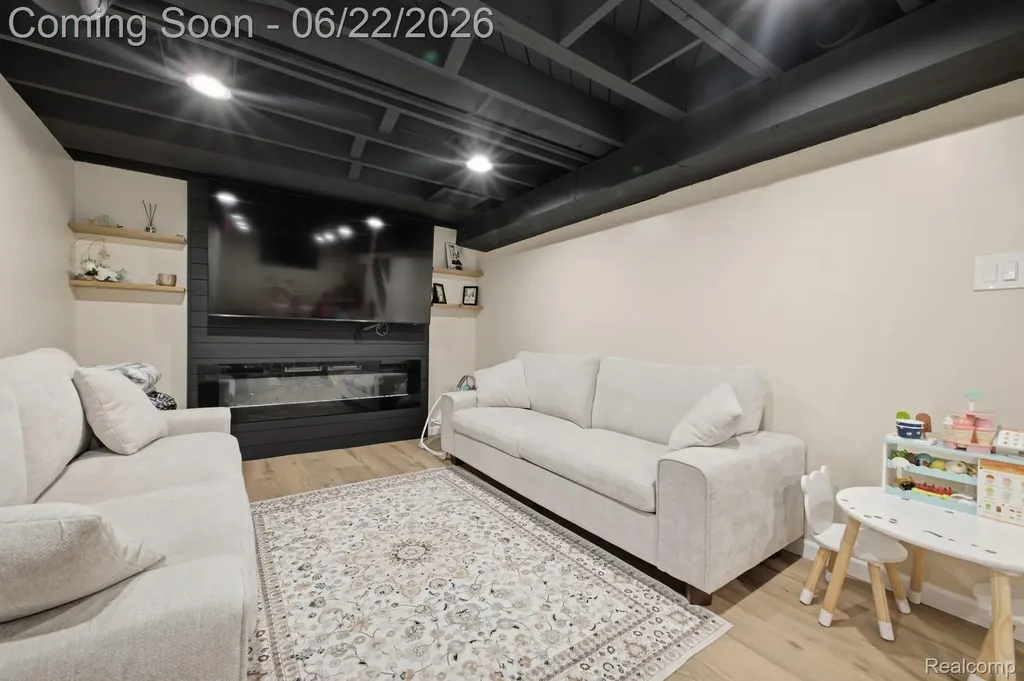 24824 Princeton Street Dearborn City MI 48124