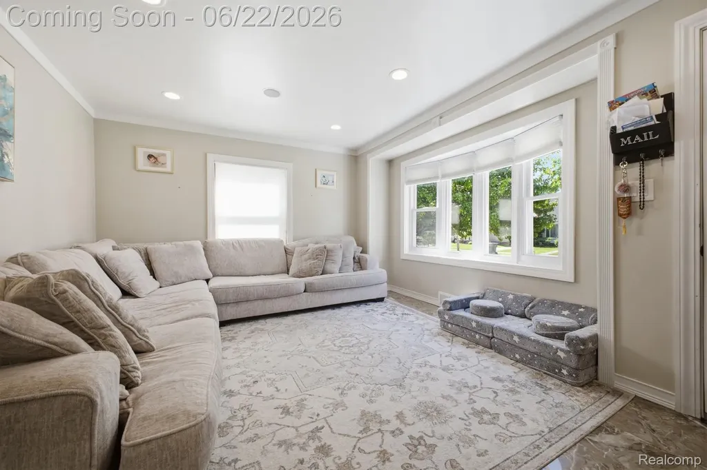 24824 Princeton Street Dearborn City MI 48124