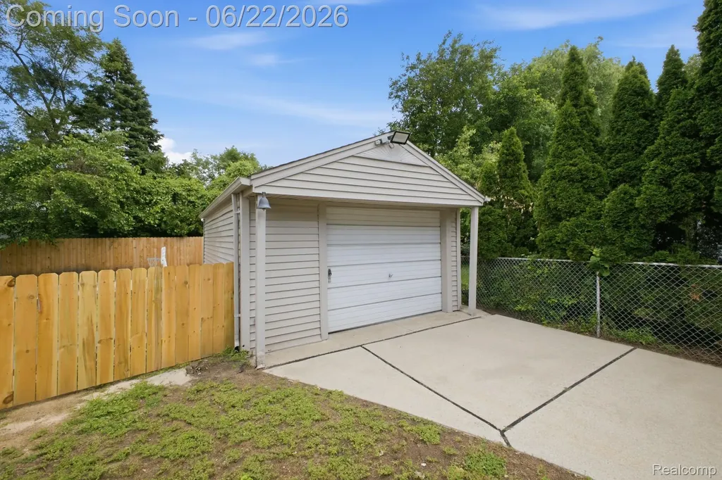 24824 Princeton Street Dearborn City MI 48124