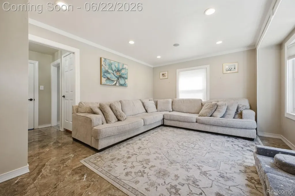 24824 Princeton Street Dearborn City MI 48124