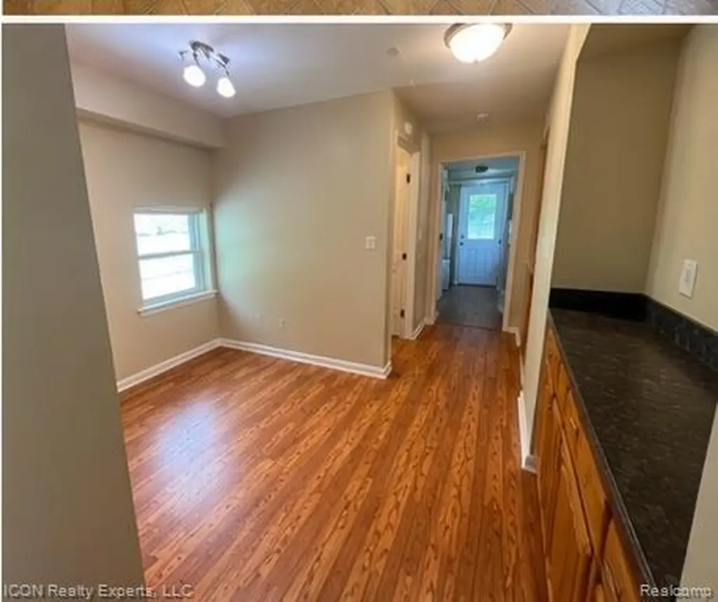 5028 Pheasant Road Waterford Charter Township MI 48327