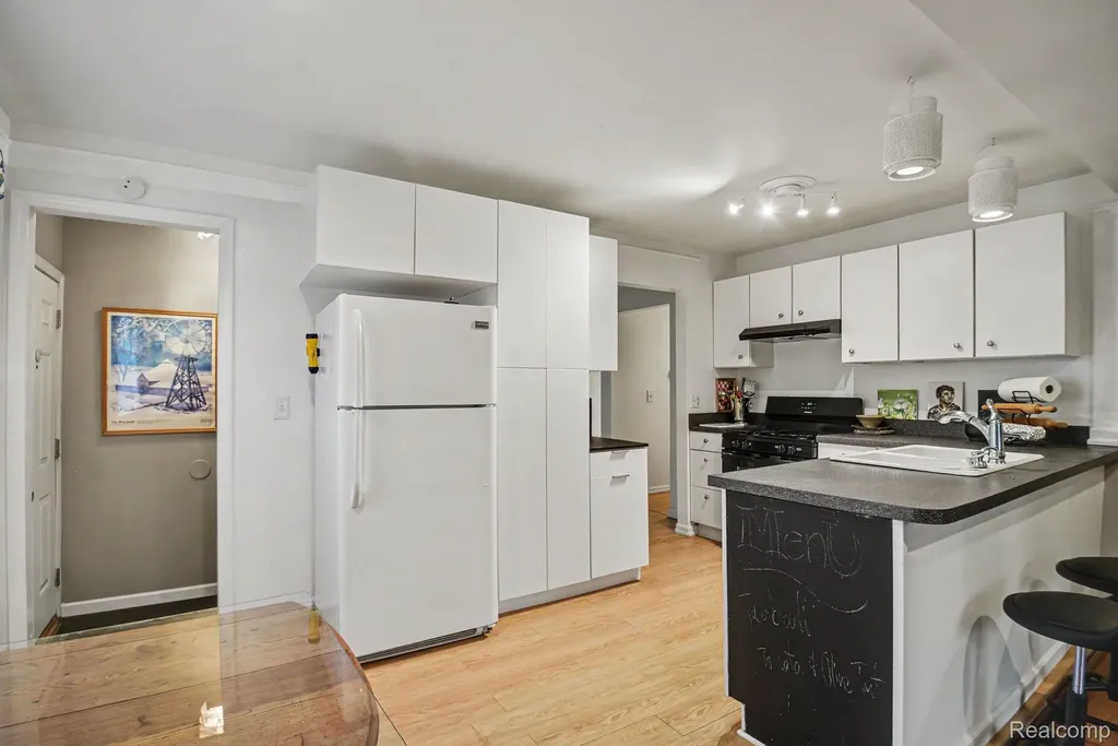 40518 William Drive Clinton Charter Township MI 48038