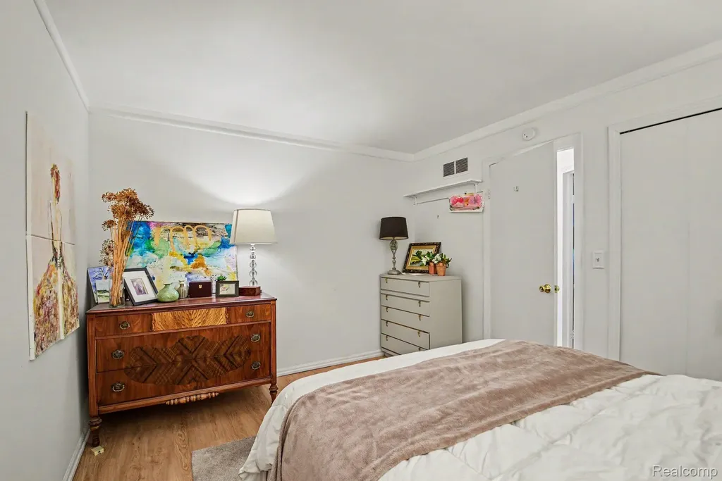 40518 William Drive Clinton Charter Township MI 48038