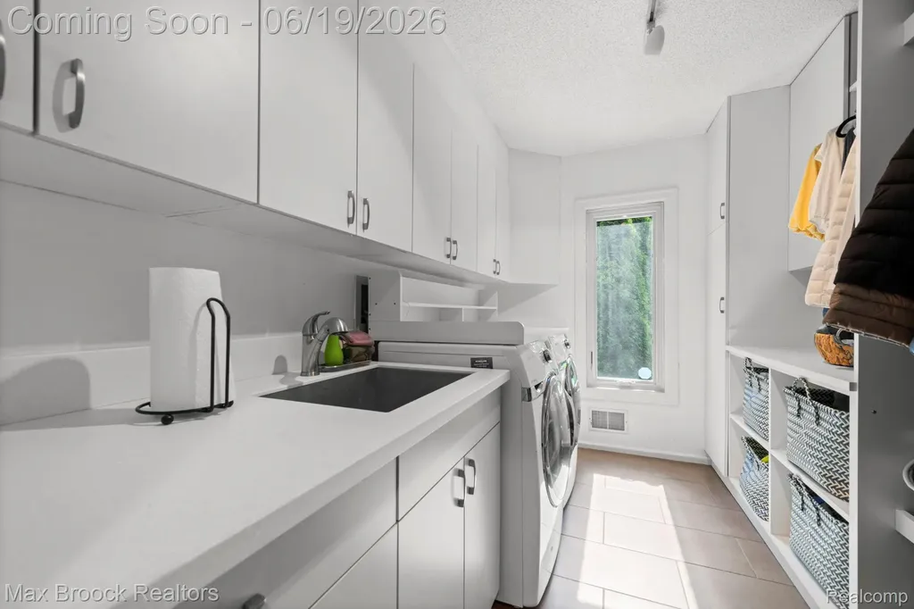 40360 Harmony Lane Northville Township MI 48167