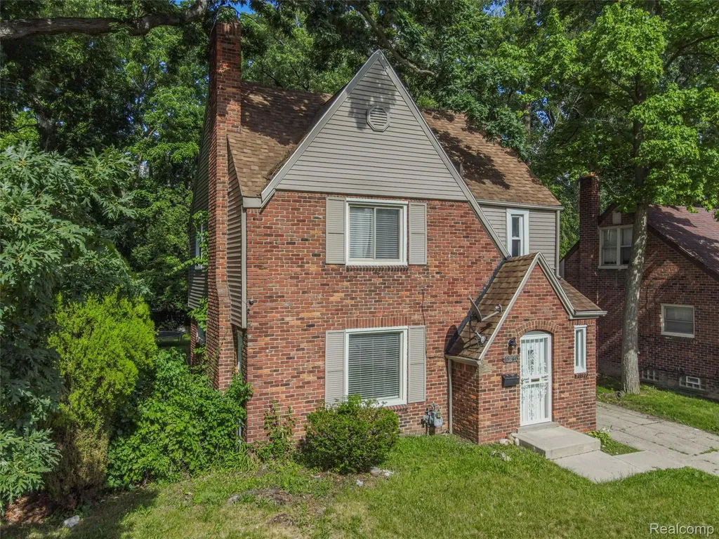 18746 Glenhurst Street Detroit City MI 48219