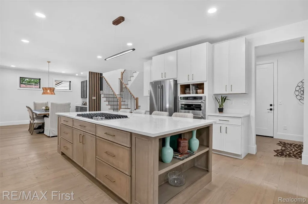 1037 Butternut Avenue Royal Oak City MI 48073