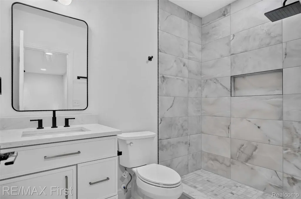 1037 Butternut Avenue Royal Oak City MI 48073