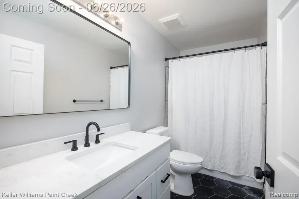 3049 Richmond Drive Independence Charter Township MI 48348