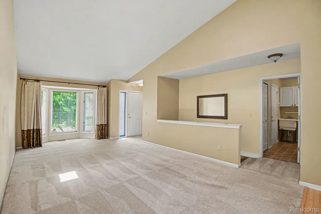 15540 Caputo Court Clinton Charter Township MI 48035