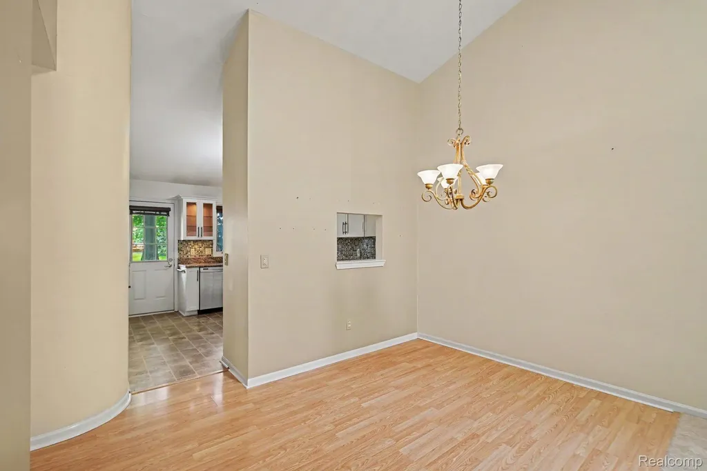 15540 Caputo Court Clinton Charter Township MI 48035