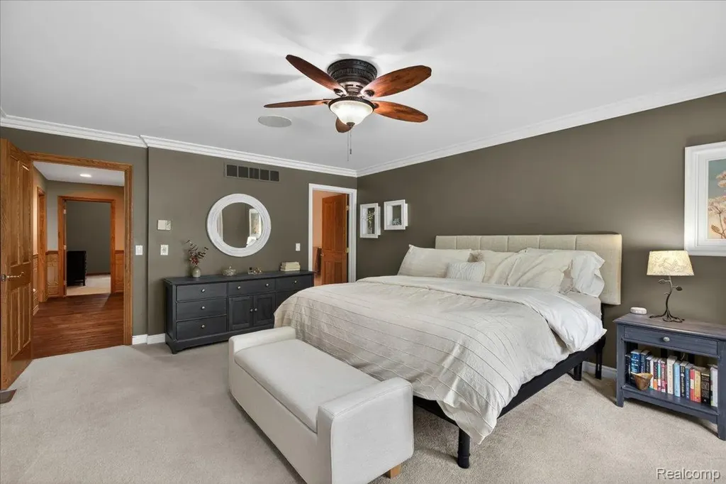 18974 Riverway Court Clinton Charter Township MI 48038