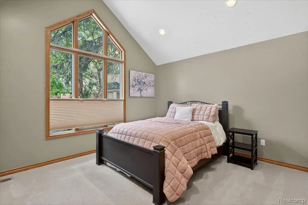 18974 Riverway Court Clinton Charter Township MI 48038