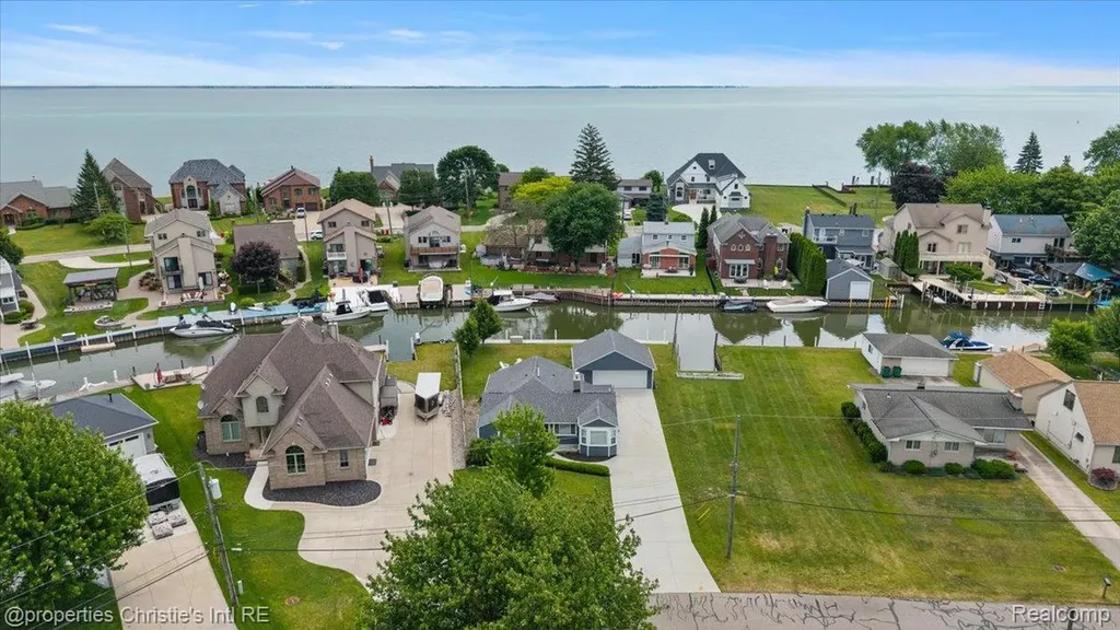 37510 Lakeville Street Harrison Charter Township MI 48045