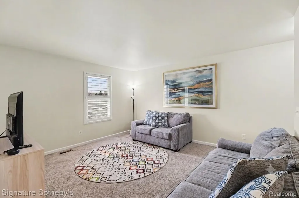 50419 Corey Avenue Chesterfield Township MI 48051